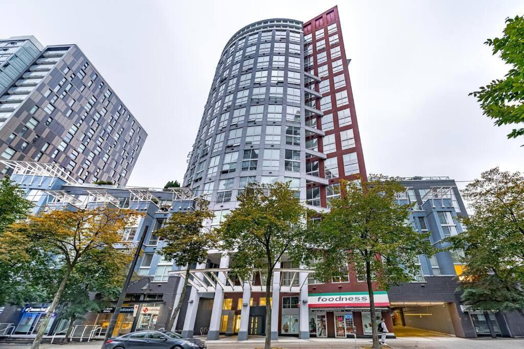 Beautiful Downtown Loft With Full Kitchen Apartamento Vancouver Exterior foto